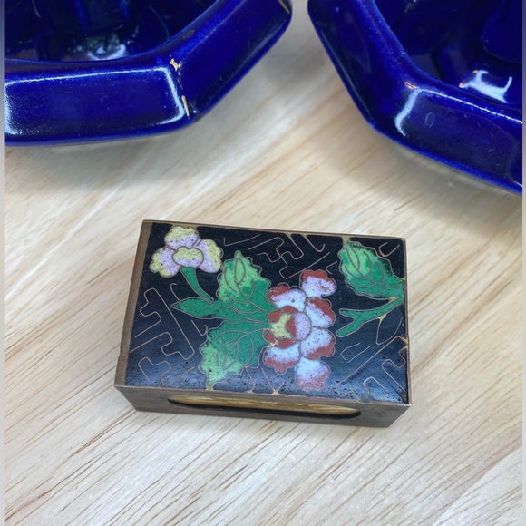 Vintage Brass Cloisonné Match Holder & Candle Holders Colbolt Blue Taper Candle - Picture 4 of 14